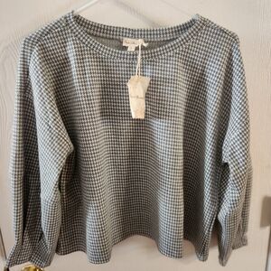 NWT Grey and Cream Hem & Thread Houndstooth Sweater